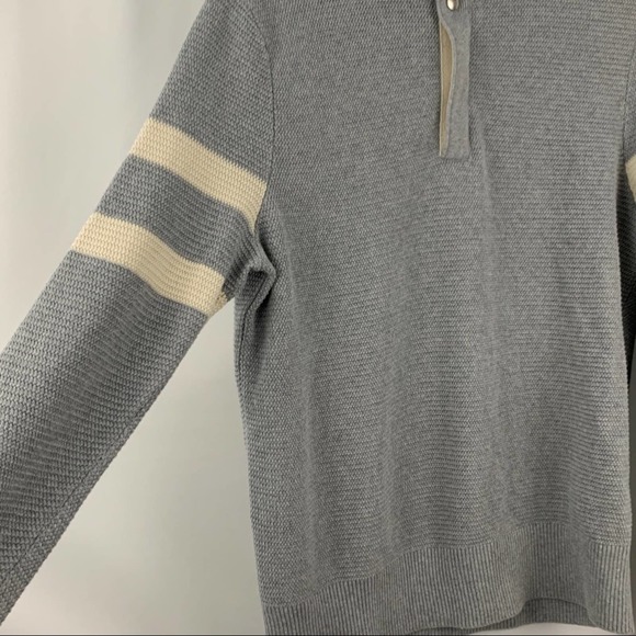 Banana Republic Grey & White Pullover Swea… - Picture 5 of 9